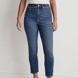 NWT The Curvy Perfect Vintage Jean in Manorford Wash Size 27